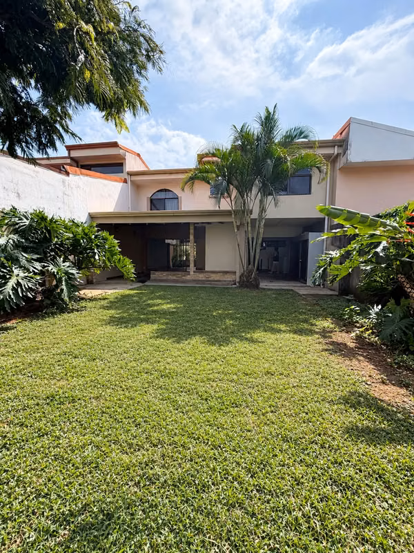 CASA EN VENTA EN RESIDENCIAL LA RIBERA DE BELÉN, HEREDIA