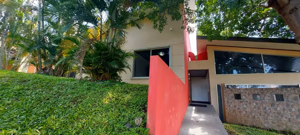 4-Bedroom Home in Condominio El Cedro, Naranjo – For Rent