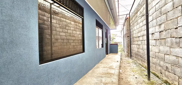 Venta de Casas en Moravia LAS AMERICAS Amplia Zona Verde.