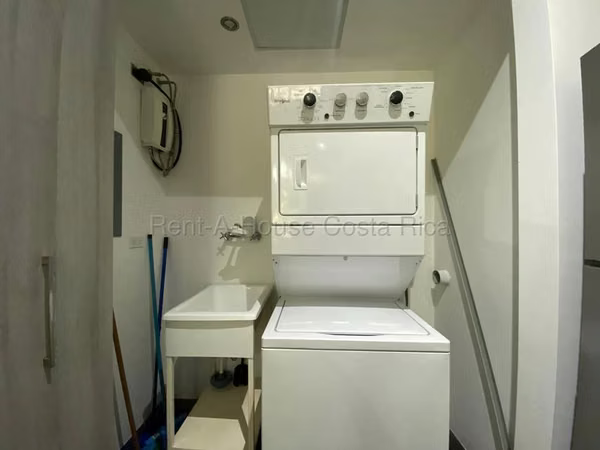 Santa Ana. VENTA DE APARTAMENTO MODERNO TIPO LOFT MP 27-583