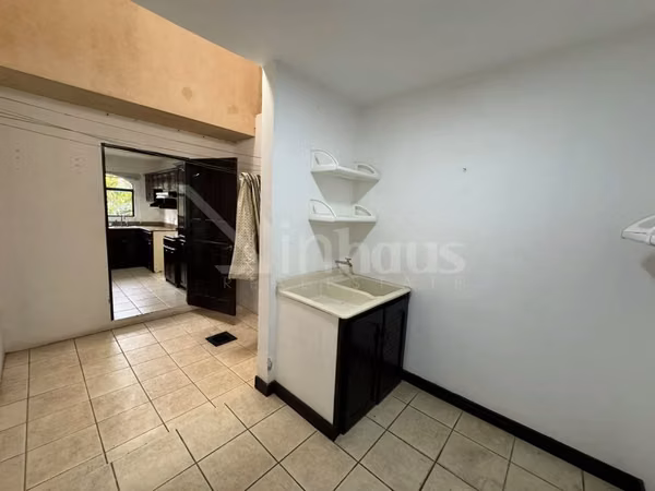Venta de casa en condominio  en Jaboncillo