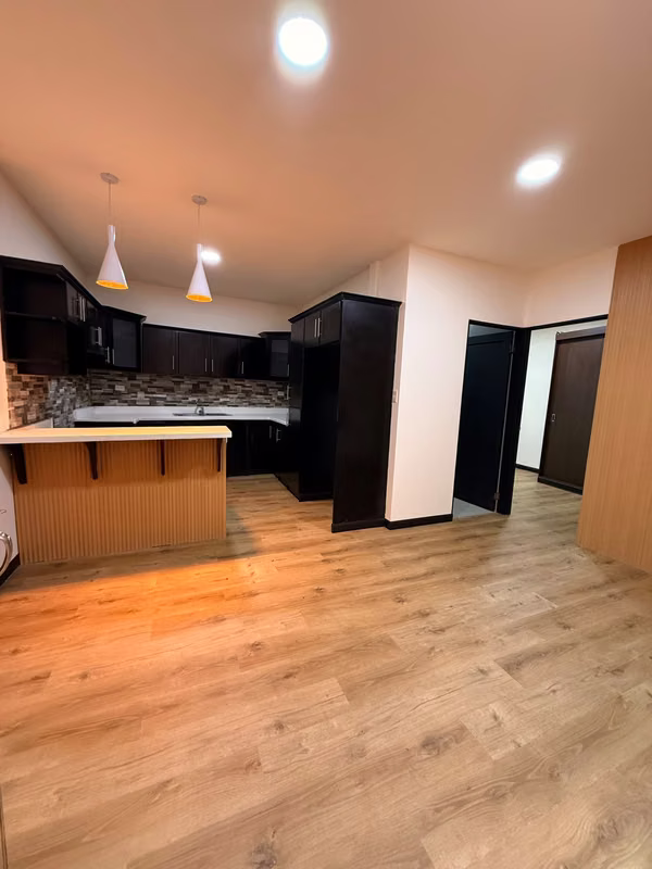  Fully Remodeled Apartment for Rent in Rohrmoser! Amazing price
