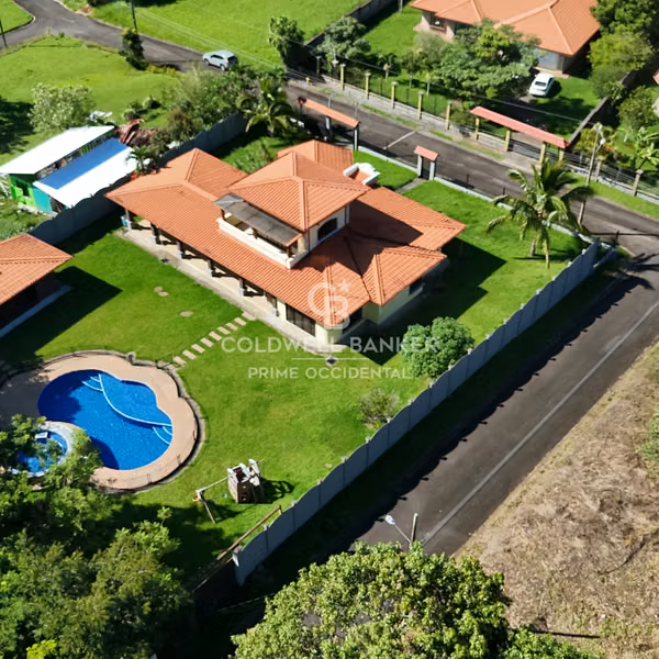 Villa Serenidad – Home with Pool and Guest House in Grecia, Alajuela | $480,000
