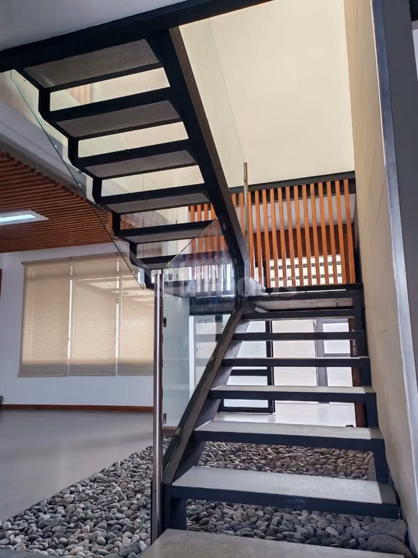 Venta de casa en residencial en Bello Horizonte