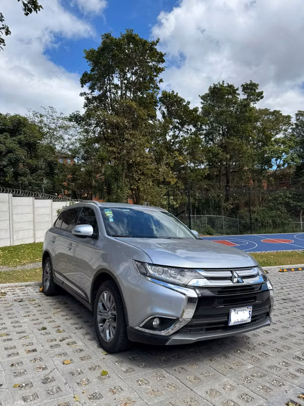 Mitsubishi Outlander 2017
