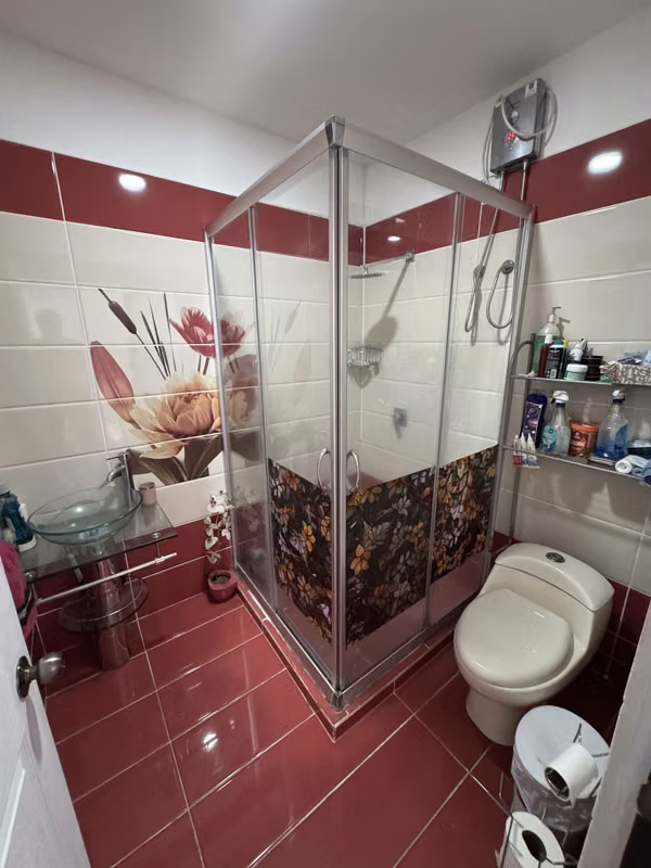 Venta de casa de dos plantas en San Rafael Arriba, Desamparados -EU