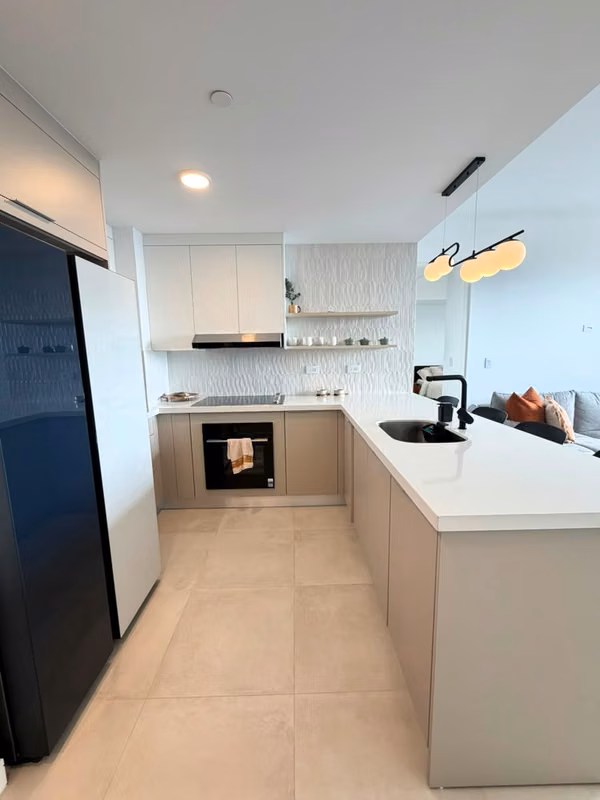 APARTAMENTO EN ROHRMOSER. TORRE VELO. NUNCIATURA.