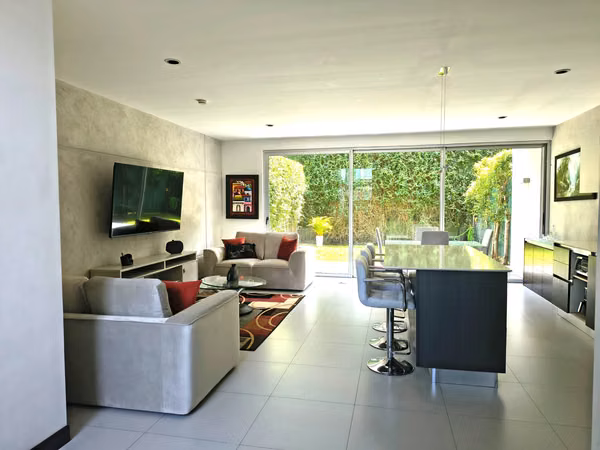 HOUSE RENTAL FURNISHED $2,800 LINDER