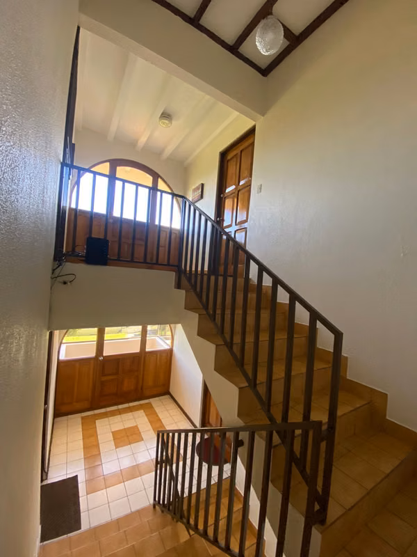 SABANA NORTE. Apartamento amueblado con servicios incluidos