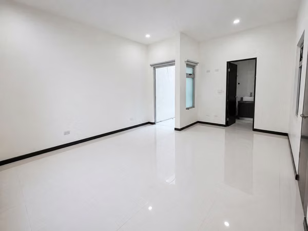 Escazú en alquiler | 2 Hab + 2 Baños + 2 Parqueos | $1.300