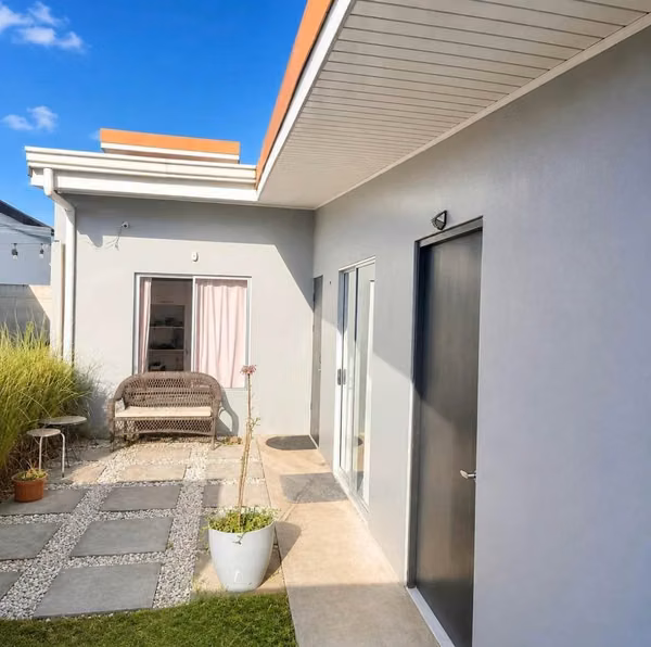 HOUSE FOR SALE, ALAJUELA, PALMARES, ZARAGOZA