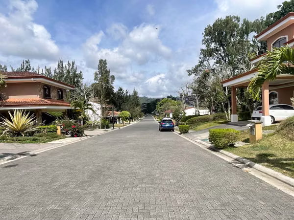 Exclusive Lot for Sale in a Colonial-Style Gated Community