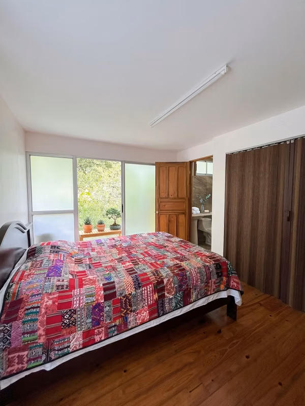 Residencia en conexión con la naturaleza y permacultura, La Carpintera