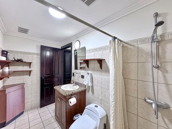 Condo Tower Hills 23 | Urban Living | Valley &amp; City views | Fully Furnished
