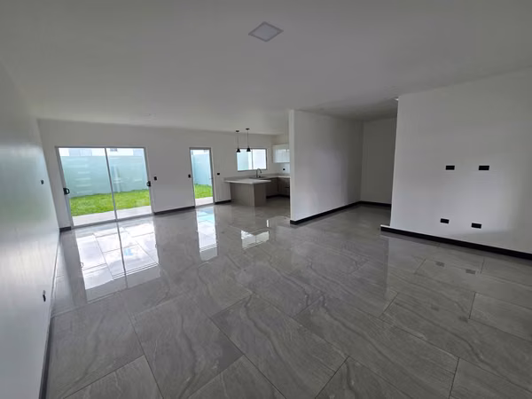 Casa en Condominio en Tres Ríos | 3 Habitaciones + Sala TV | Naturaleza y Montañas | 160M