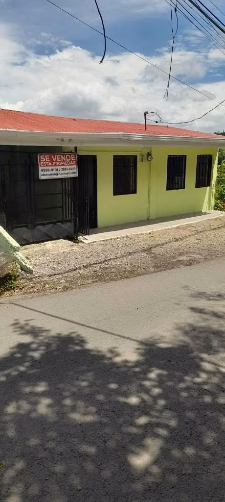 2 Casas Remodeladas en La Flor de Cartago – 24 Millones