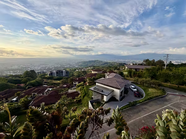 Escazu, Monasterio Impresionante Elegante Casa Vista al Paraiso