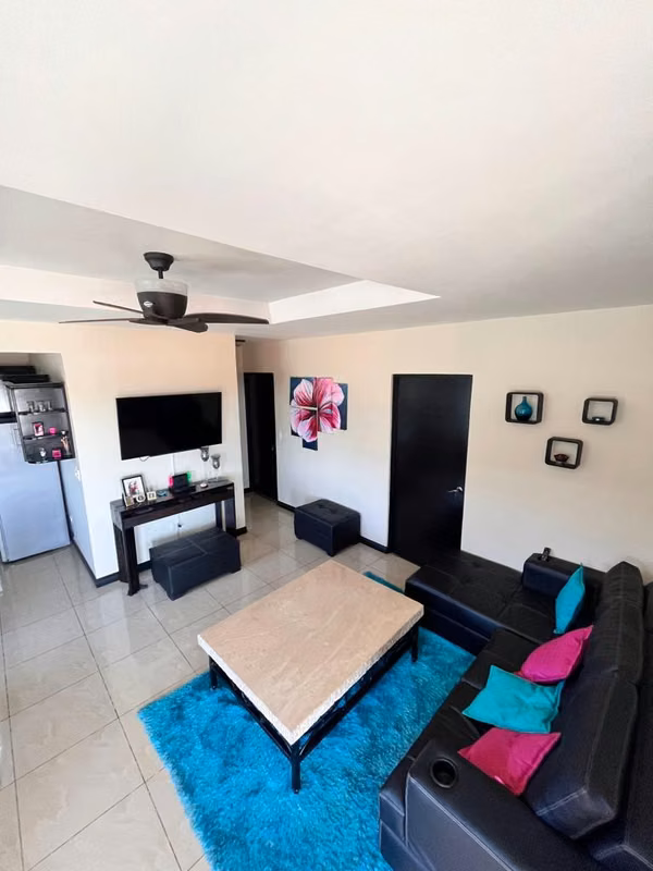 Apartment for sale in Pozos de Santa Ana! P199