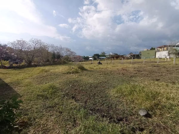 Lot for sale in Guachipelin ideal for project! P527