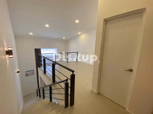 Alquiler de moderno apartamento de 1 hab./2 parqueos. Ayarco de Curridabat