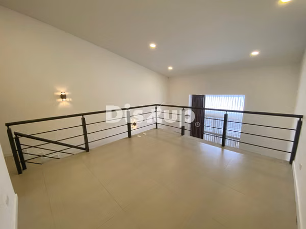 Alquiler de moderno apartamento de 1 hab./2 parqueos. Ayarco de Curridabat