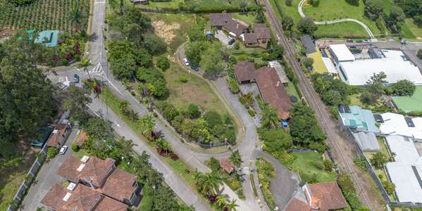 Lot in Curridabat Colinas de Montealegre - Gated Community - Mountain