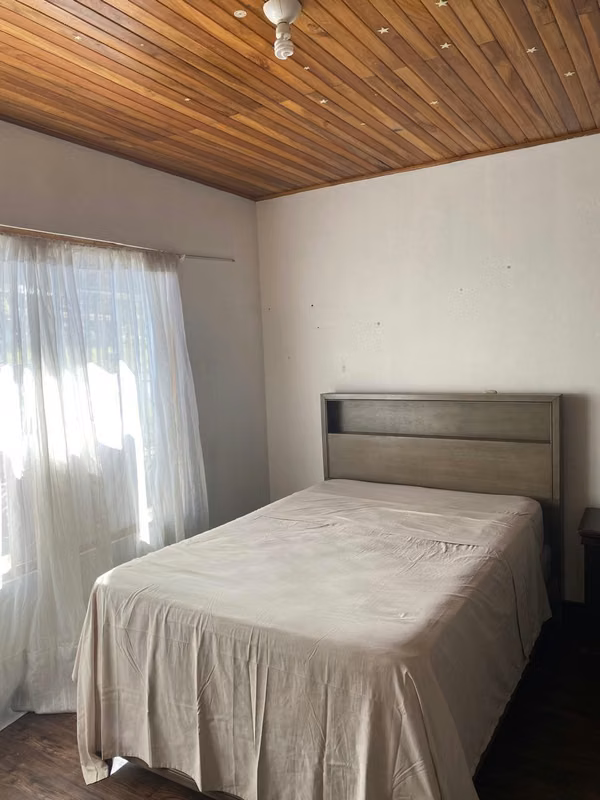 VENDO AMPLIA CASA CORONADO RESIDENCIAL LOS ALPES