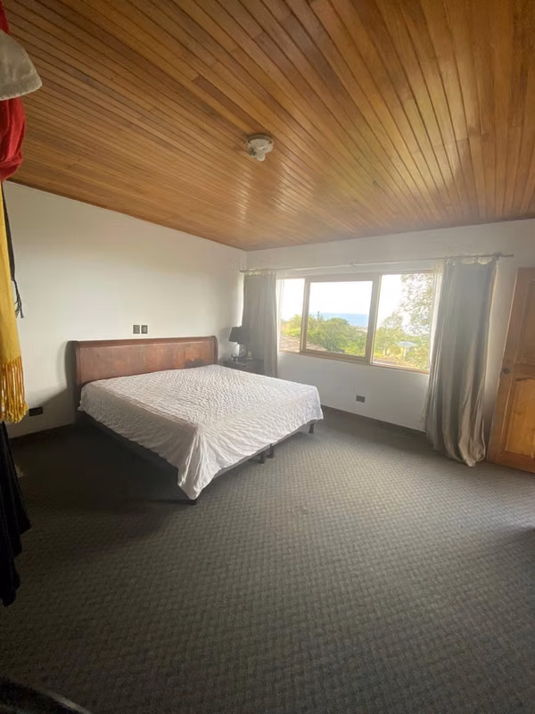 VENDO AMPLIA CASA CORONADO RESIDENCIAL LOS ALPES