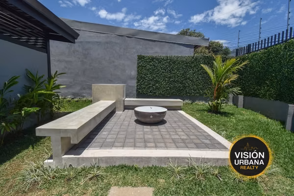 Casa para Estrenar de 3 Habitaciones en Condominio Bitzu, Escazú
