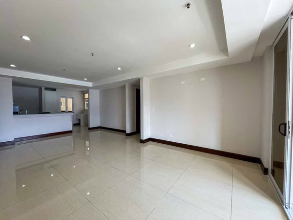 Sale of apartment floor 12, very wide and with amenities