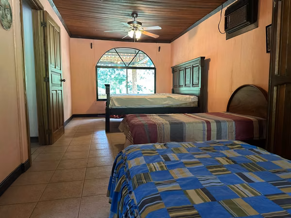 ¡OPORTUNIDAD ÚNICA EN TURRIALBA! Espectacular Finca de 1.8 Hectáreas con Casa Moderna