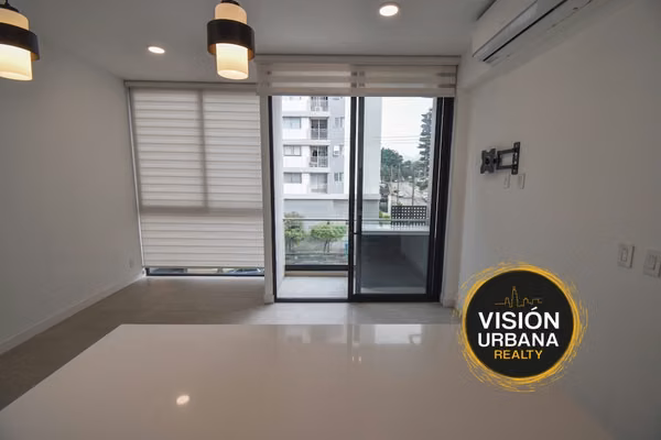 Apartamento con Línea Blanca de 2 Habitaciones en Sky Garden Nunciatura