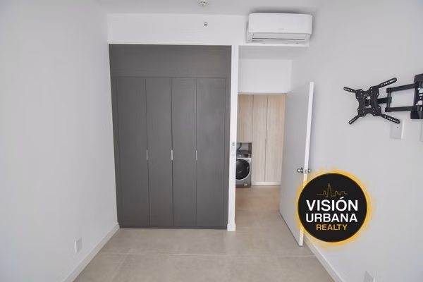 Apartamento con Línea Blanca de 2 Habitaciones en Sky Garden Nunciatura