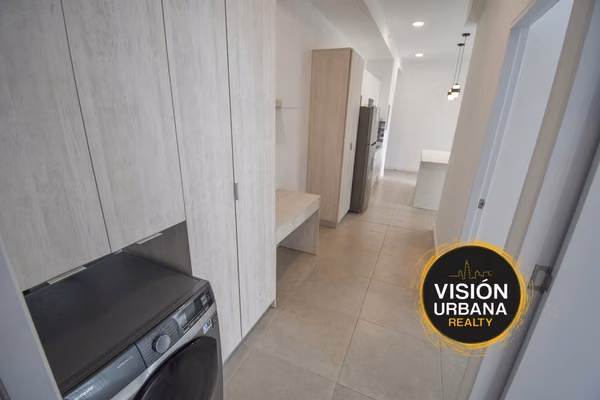Apartamento con Línea Blanca de 2 Habitaciones en Sky Garden Nunciatura