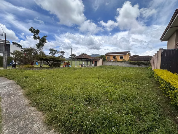 Lote en Venta en Condominio Albacete, Cartago 327 m² (JMA)