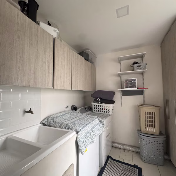 Vendo casa con dos años de uso. Barrio el Socorro Santo Domingo Heredia