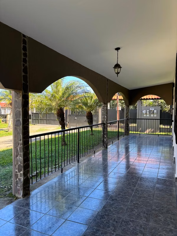 Cute and spacious house in San Joaquín de Flores