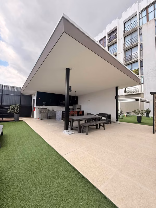 Alquiler Apto en Condominio Vive Tibás - Balcón y 2 Habitaciones