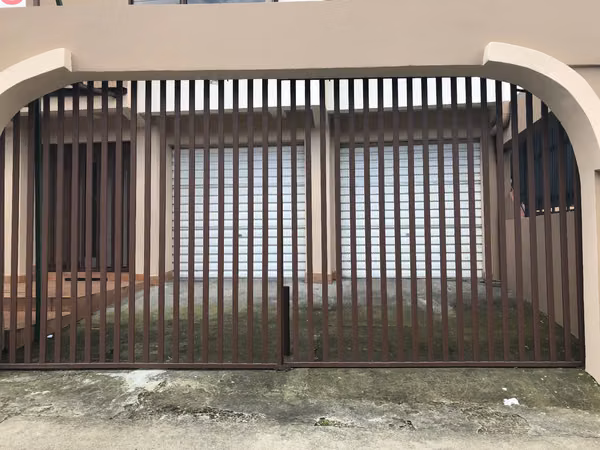 Rental required Office building or trade