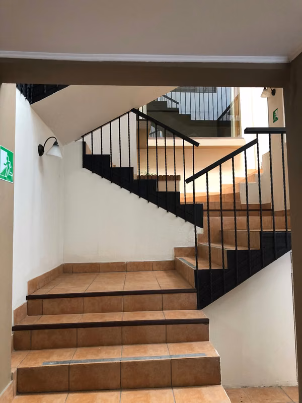 Rental required Office building or trade