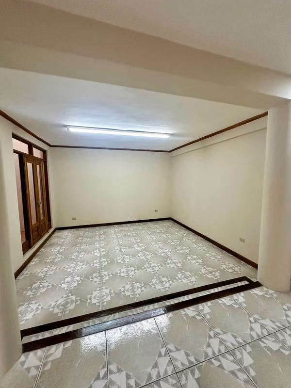 Rental required Office building or trade
