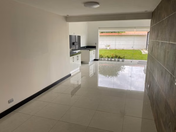 GREAT OPPORTUNITY IN RESIDENTIAL ALTAMONTE
