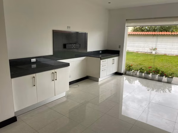 GREAT OPPORTUNITY IN RESIDENTIAL ALTAMONTE
