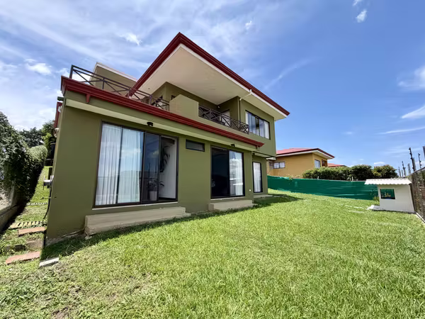 Casa en residencial privado en venta, Belén de Heredia