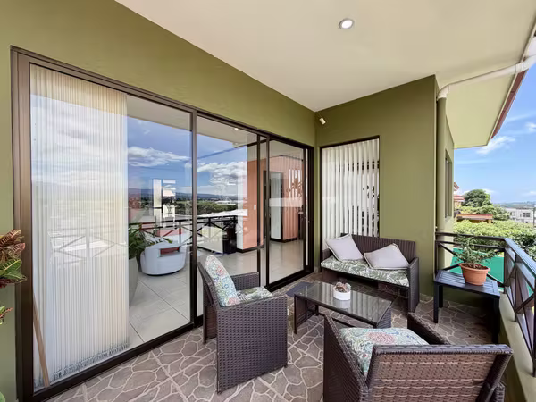Casa en residencial privado en venta, Belén de Heredia