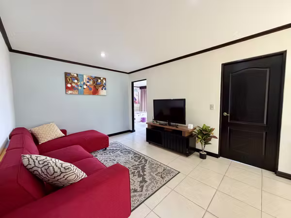 Casa en residencial privado en venta, Belén de Heredia