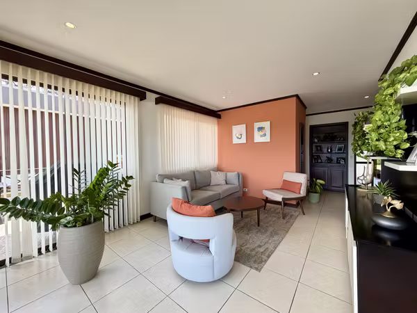 Casa en residencial privado en venta, Belén de Heredia