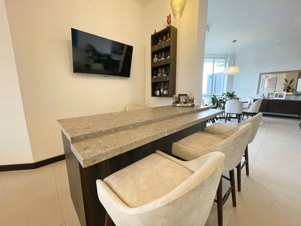APARTAMENTO ÚNICO EN NUNCIATURA CON LÍNEA BLANCA! P623