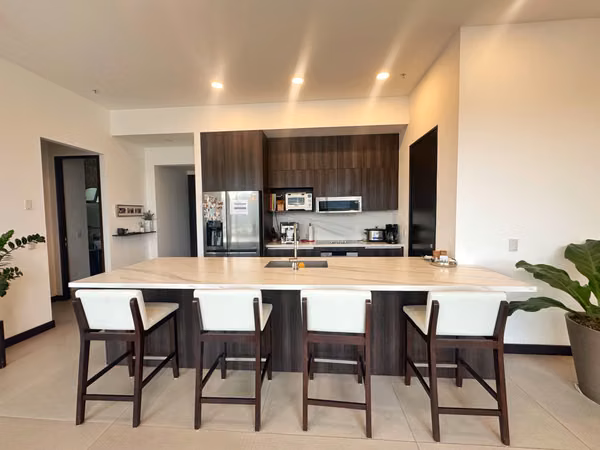 APARTAMENTO ÚNICO EN NUNCIATURA CON LÍNEA BLANCA! P623