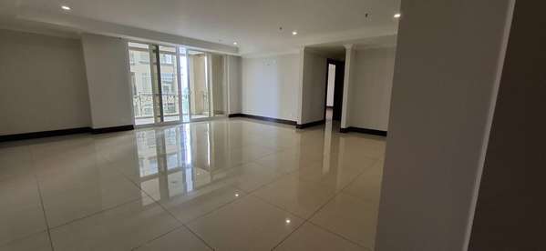 SUPER SPACIOUS APARTMENT FOR RENT, SAVANNAH!! P624